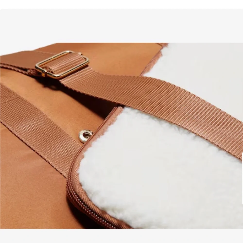 Weekender Bag - Picture 7 of 11
